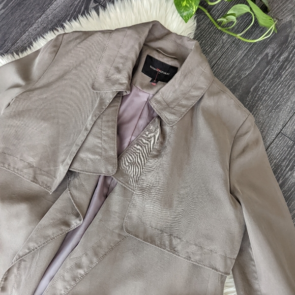 BANANA REPUBLIC - Soft Trench Coat - Picture 6 of 14
